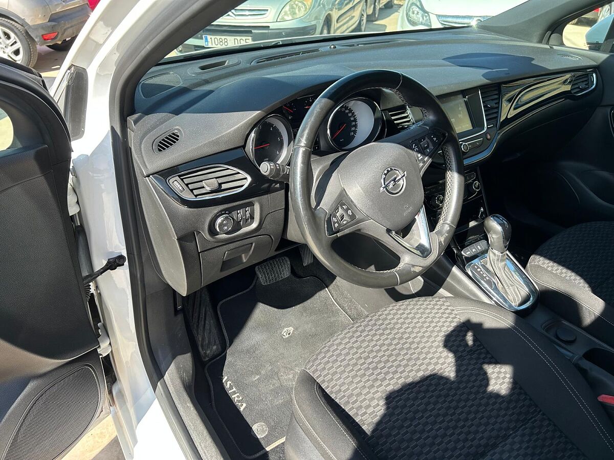 OPEL ASTRA SELECTIVE 1.6 CDTI AUTO SPANISH LHD IN SPAIN 96000 MILES SUPERB 2018